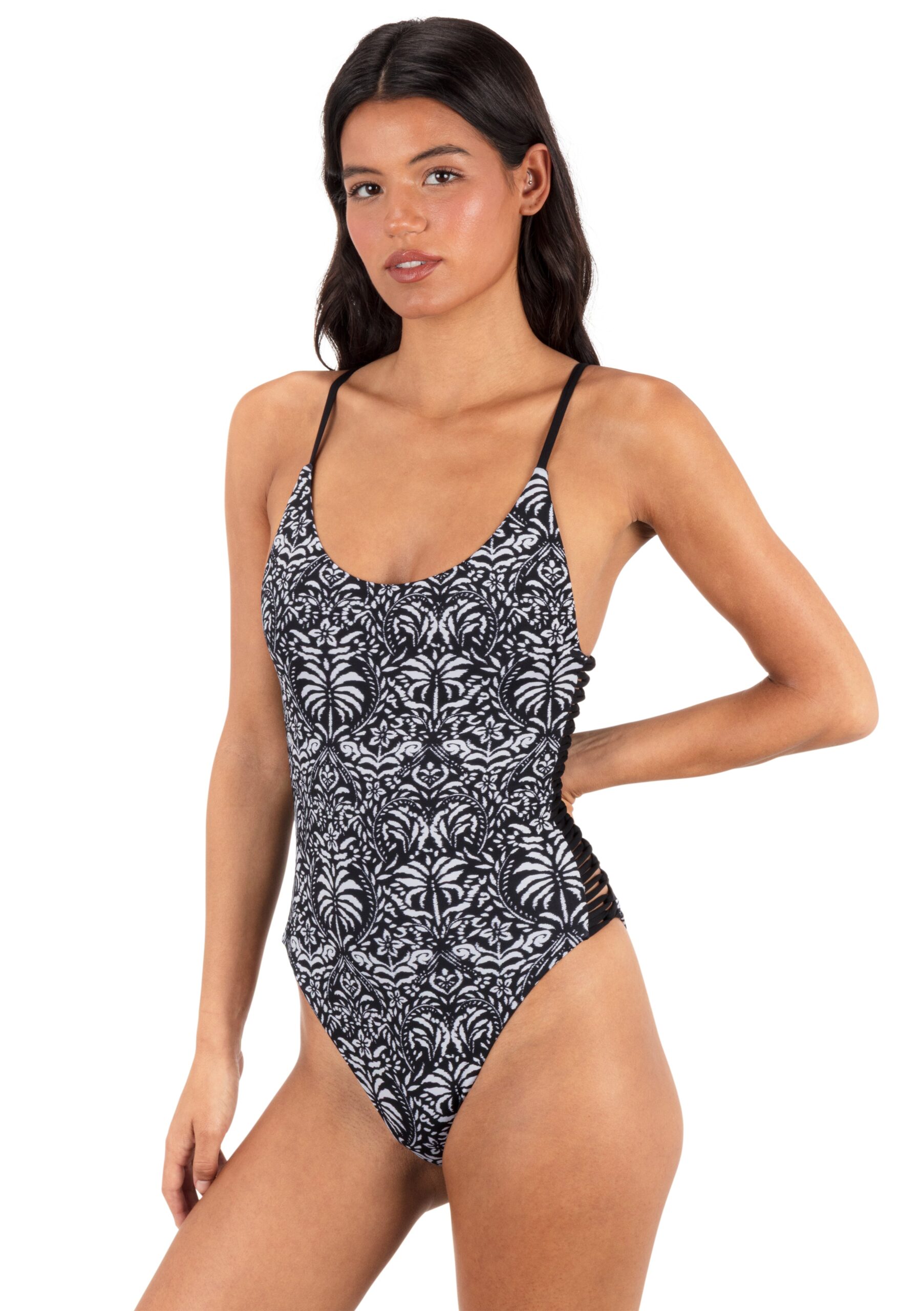 HUO26P012_BLACK_COCONUT_01