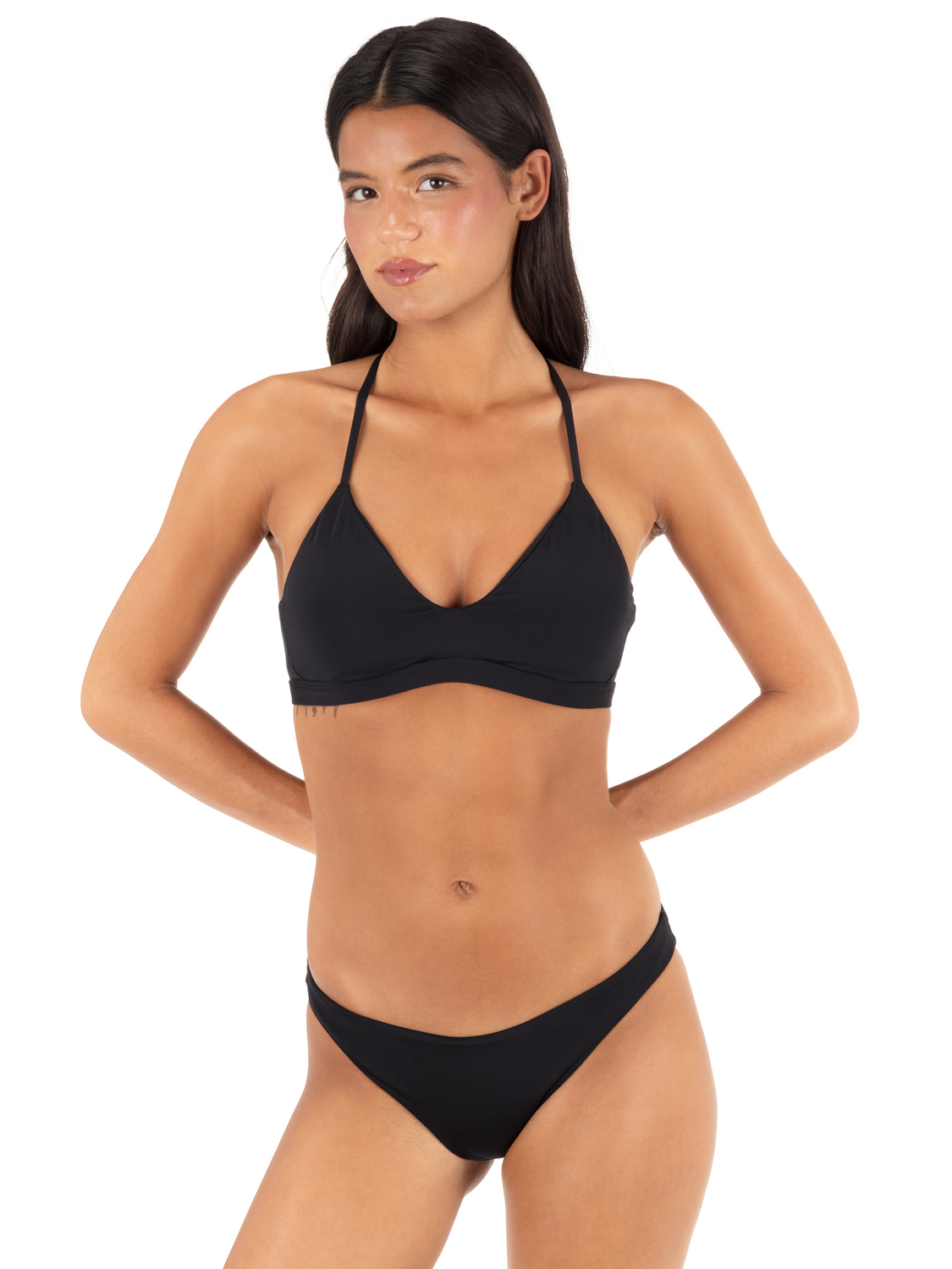 HUT26P069_BLACK_01
