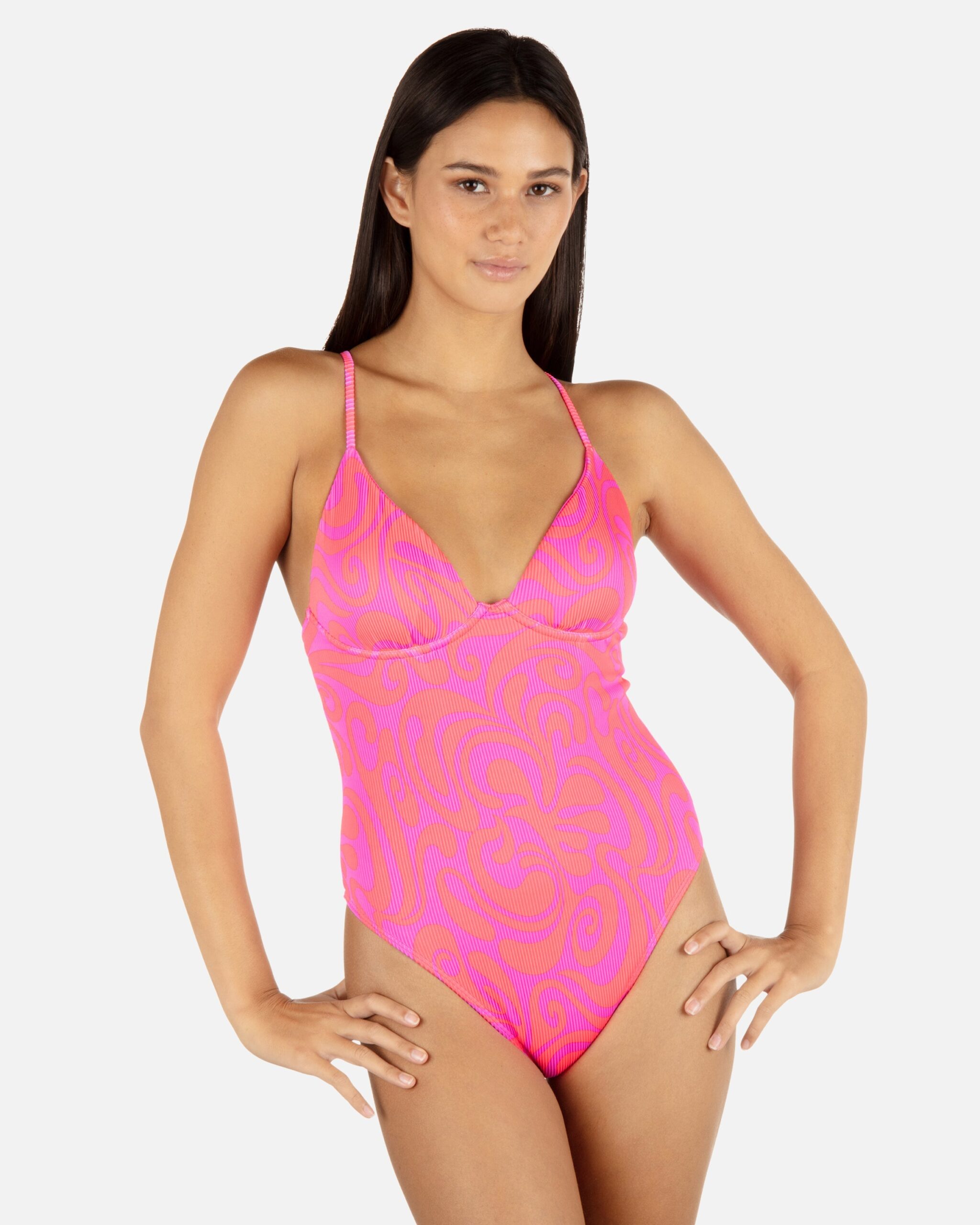 hu009o5_maraschino_01_008fef06-feeb-4cae-9a3c-8ead47da3bd2