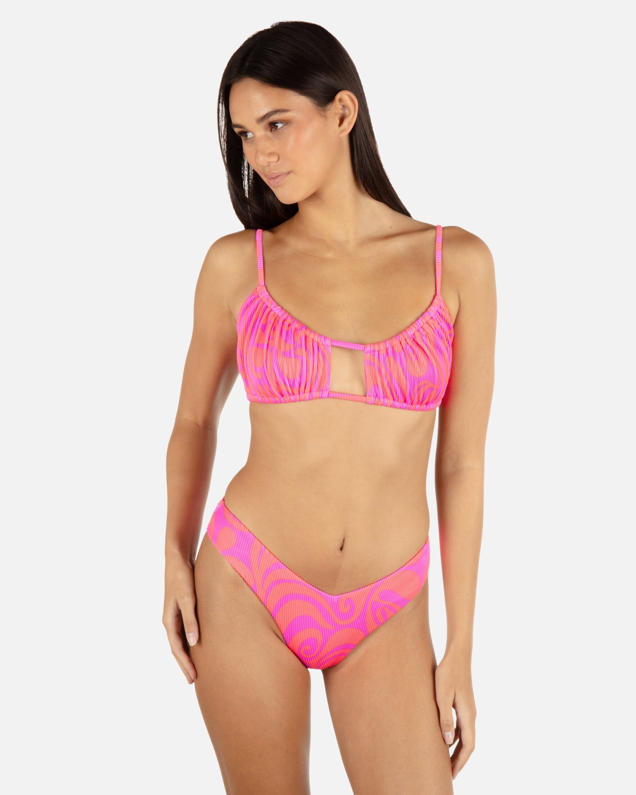 hu021t5_maraschino_01_a6f54072-3f7b-46c1-85bf-23f5e6c18b68