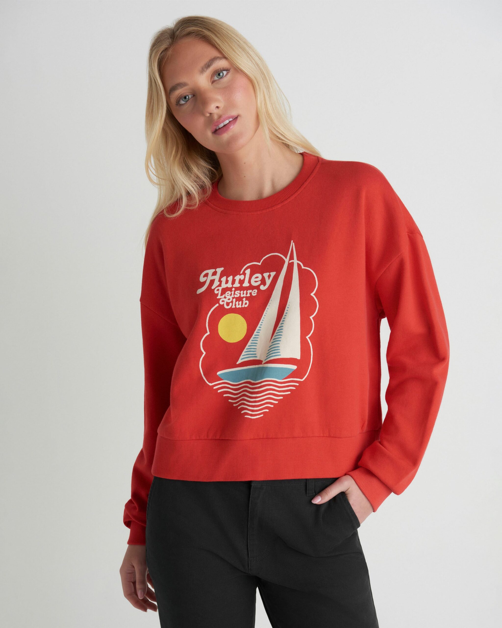tfe00175_t608_float_red_1_6eb58e31-eaa2-4167-af4a-fb3da73c039c